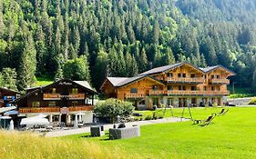 Hameau Des Prodains - Hotel
